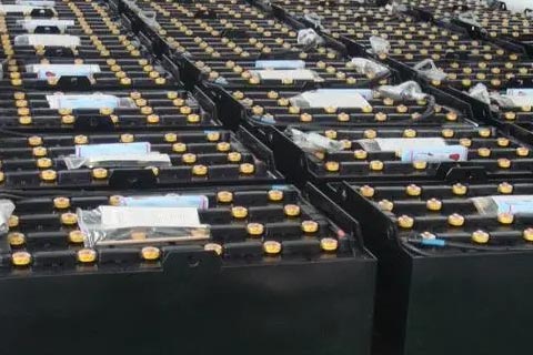 南岸高价叉车蓄电池回收-上门回收电动车电池-UPS蓄电池回收